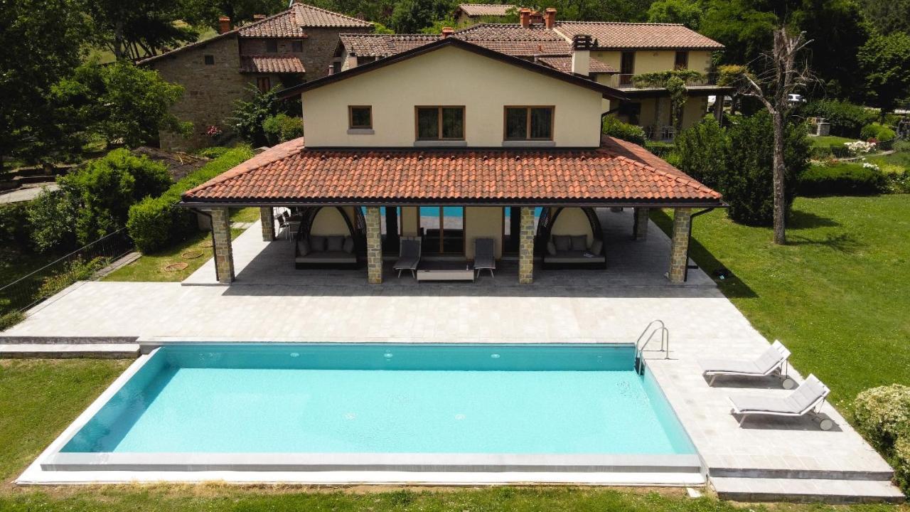 Villa Chimera Poppi Buitenkant foto